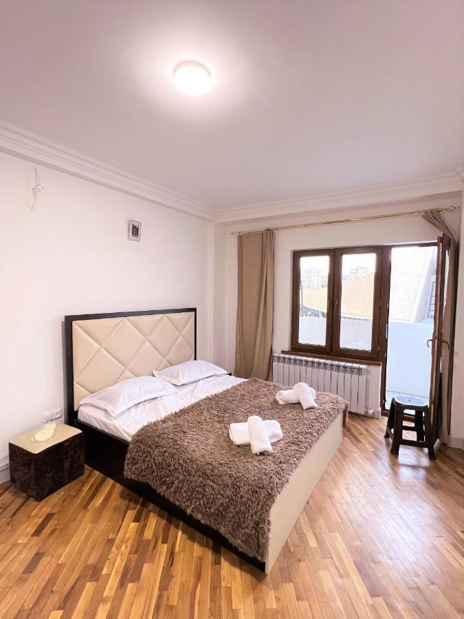 Apartmán Cosy Apt Near Republic Square Jerevan Exteriér fotografie